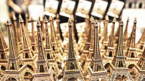 Miniatur Menara Eiffel